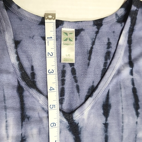Green Tea, tie dyed long sleeve boho top/ tye dyed t-shirt. - Picture 4 of 9